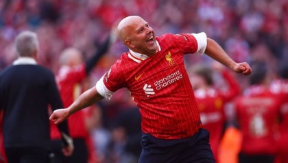 卡拉格：弗格森请让位！利物浦是英格兰最伟大球队已无可争议