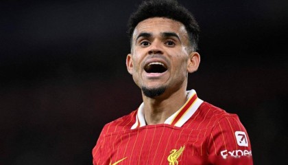 据报道，利物浦准备接受8000万英镑的出价，将球队边锋攻击手出售给德甲拜仁俱乐部