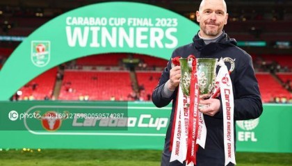 德甲勒沃库森官宣滕哈赫执教，阿贾克斯下手慢，当然也做了助攻！