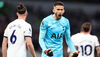 1-0！热刺是冠军！打破17年无冠魔咒，直通欧冠，创队史41年纪录