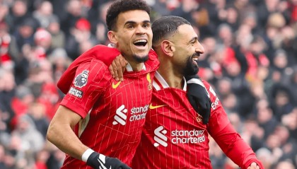 豪门悲喜夜：利物浦2-1 曼联0-1热刺跌至第15 国米0-1尤文4轮1胜