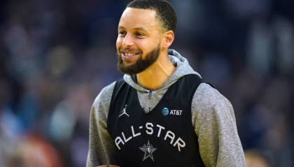 肖华回应库里裁判言论:没人希望自己的雇佣记录被公开