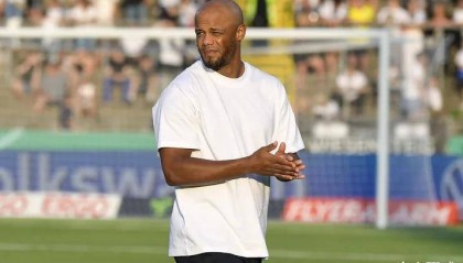 德甲悲喜一夜！拜仁1-1爆冷2轮不胜，多特蒙德0-2遭遇2连败