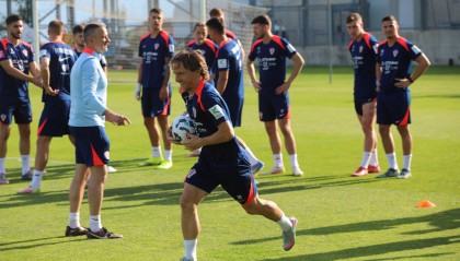 再见伯纳乌！曝莫德里奇周三签约AC米兰，金球先生空降意甲搅动风云！