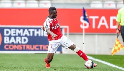 法甲焦点对决：朗斯与兰斯的战术博弈